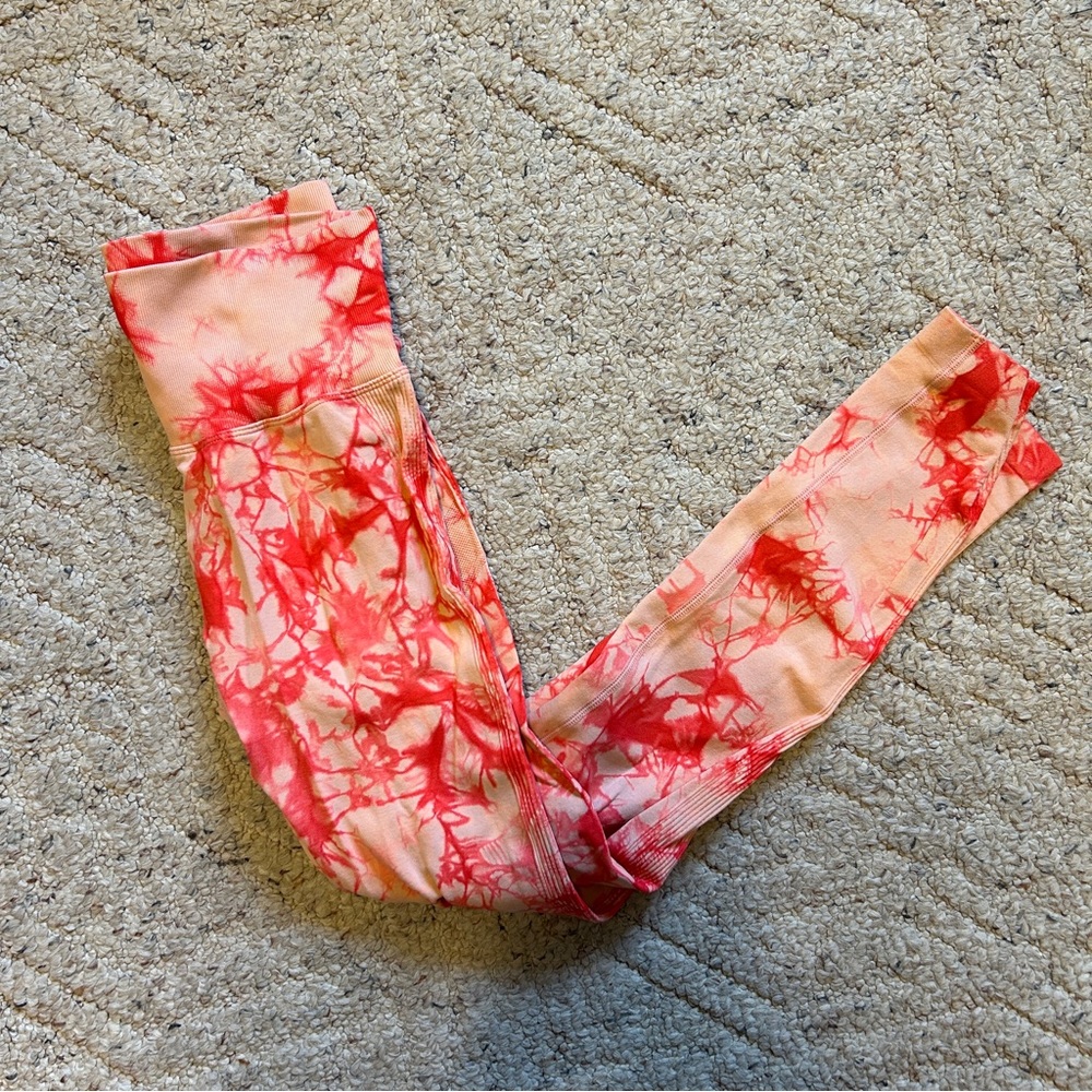Amazon Tie Dye Scrunch Leggings